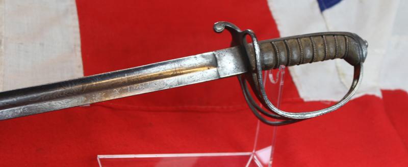 A Noble Family Crested Victorian Officer's Artillery Cavalry Sword