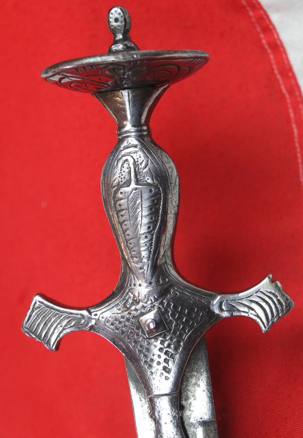 A Beautiful Mughul High Ranking Warrior's Sword Talwar 17th-18th Century, Likely Wootz or Damascus Kilij Form Blade