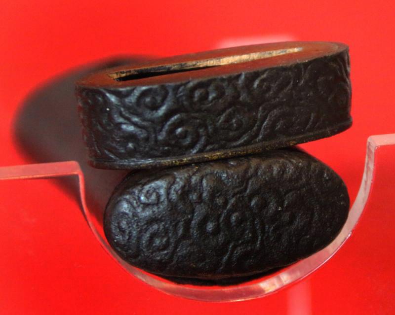 A Most Handsome Shinto O-Tanto, Around 300 years Old Circa 1720 With a Most Impressive and Beautiful Large Blade Used As A Powerful Close-Combat Small Sword and Suitable as a Post Combat 'Head Cutter'