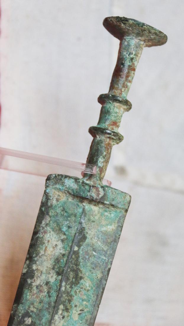 Ancient Chinese Warrior's Bronze Sword, Around 2,300 to 2,800 Years Old, From the Zhou Dynasty to the Qin Dynasty, Including the Period of the Great Military Doctrine 'The Art of War' by General Sun-Tzu