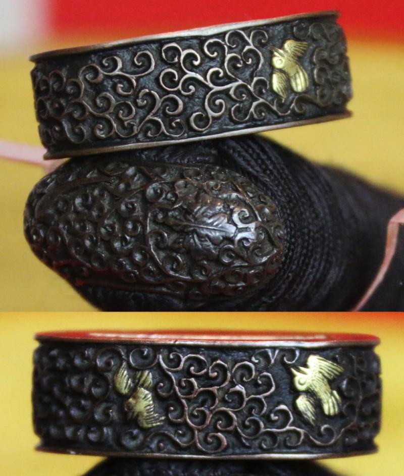 Samurai Katana Signed Kaneuji Around 1680, With The Toyatomi Clan & Imperial Kiri Kamon. With a Pair of Edo Ni Bu Ban Kin Rectangular ‘Bar’ Gold Coin Menuki. It Has an Amazingly Beautiful Polished Blade, With A Truly Elegant Curvature.