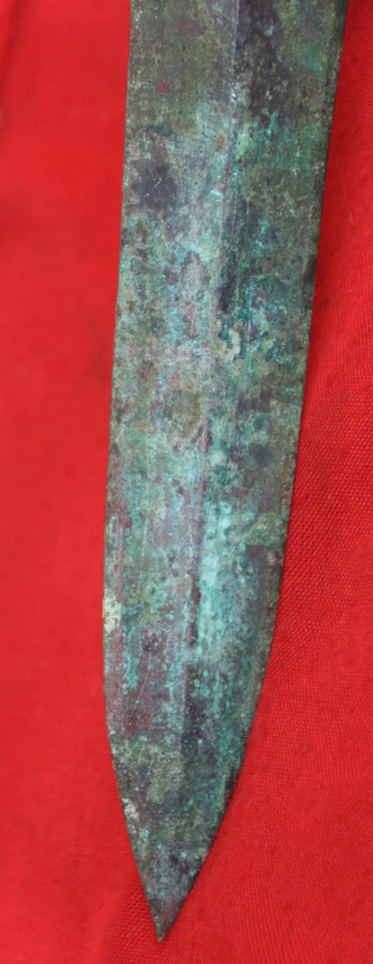 Archaic Chinese Warrior's Bronze Sword, Around 2,300 to 2,800 Years Old, From the Zhou Dynasty to the Qin Dynasty, Including the Period of the Great Military Doctrine 'The Art of War' by General Sun-Tzu