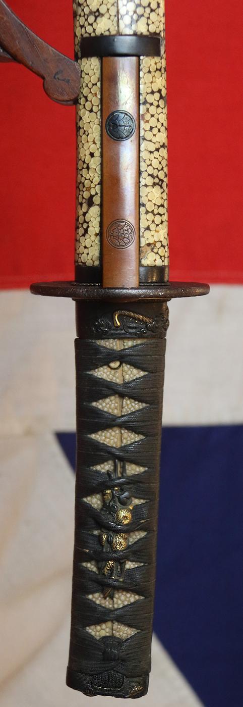 An Absolutely Superb, & Signed, Samurai’s Large Sunobi-Tanto or Wakazashi Late Koto to Early Shinto Period. Mutsu no Kami Daido School. Carved Horimono Blade With Bonji, of Fudō-myōō (不動明王), & Buddhist Ken Sword. Nabeshima Clan