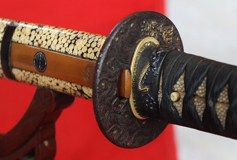 An Absolutely Superb, & Signed, Samurai’s Large Sunobi-Tanto or Wakazashi Late Koto to Early Shinto Period. Mutsu no Kami Daido School. Carved Horimono Blade With Bonji, of Fudō-myōō (不動明王), & Buddhist Ken Sword. Nabeshima Clan