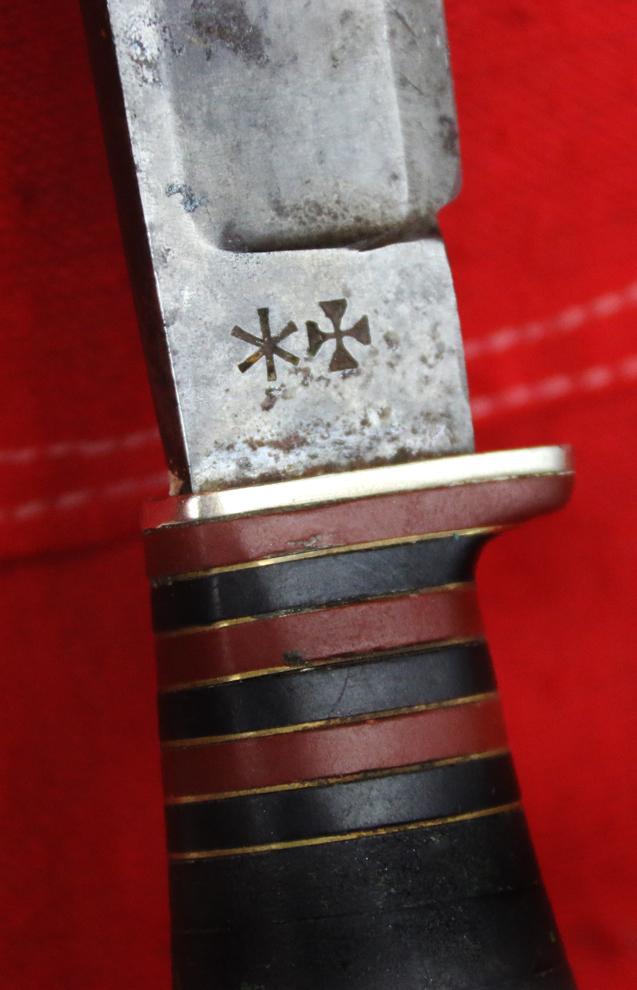 A Joseph Rodgers & Sons 6 Norfolk St. Sheffield Ltd Bowie Knife