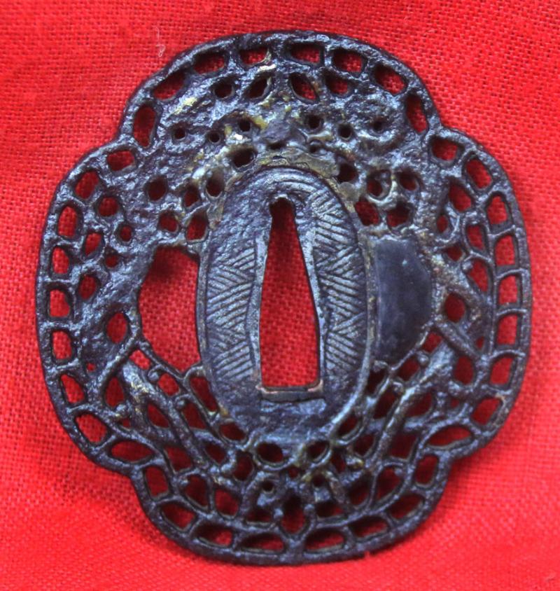 A Very Attractive & Good Edo Period Antique Nanban Tsuba in Tetsu and Applied Gold