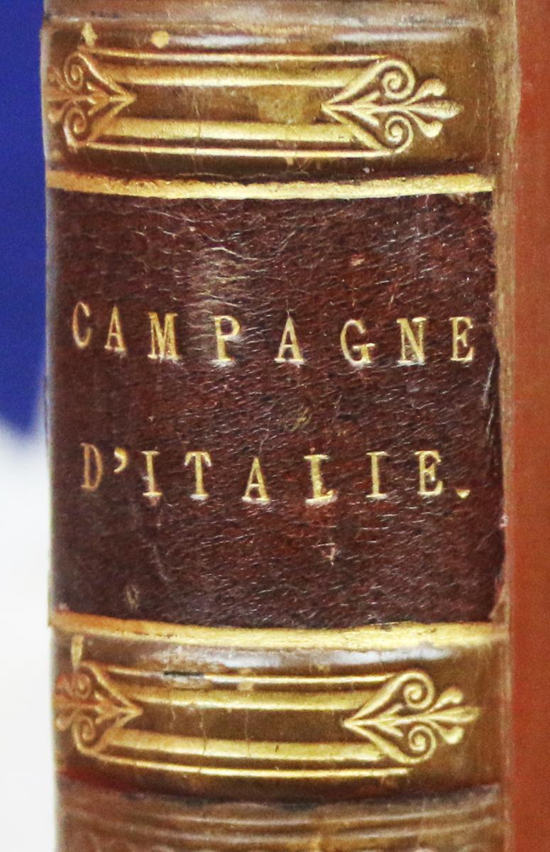LA CAMPAGNE D'ITALIE DE 1859. CHRONIQUES DE LA GUERRE. Par le Baron de BAZANCOURT, appele par ordre de L'Empereur a la armee d'Italie. avec le plan du champ de bataille Magenta Vol 1