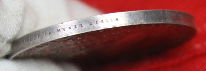 A Rare German Aerospace Zeppelin First Flight To South America, .835 Silver Medal, 1930 Made In Berlin