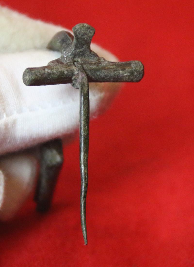 Original Ancient Imperial Roman ‘Cross-bow” Fibula Bronze Toga Pin Military Issue, Fine Piece For Higher Ranking Figures in the Legion, Such As a Centurion or Tribune