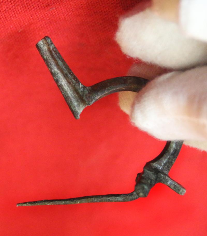 Original Ancient Imperial Roman ‘Cross-bow” Fibula Bronze Toga Pin Military Issue, Fine Piece For Higher Ranking Figures in the Legion, Such As a Centurion or Tribune