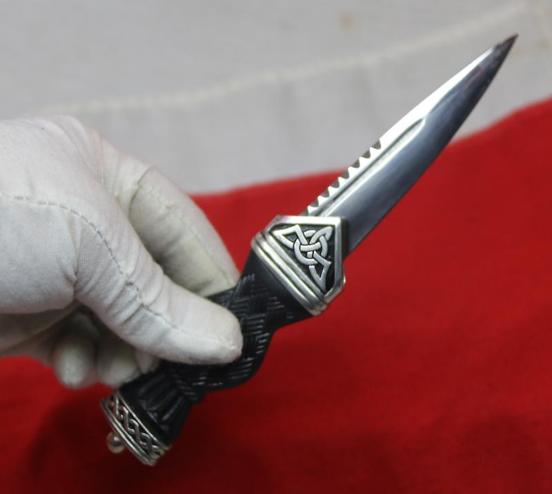 Celtic Sgian Dubh with Polished Pewter Celtic Knotwork Patterned Mounts. For Wear In Full Highland Dress,