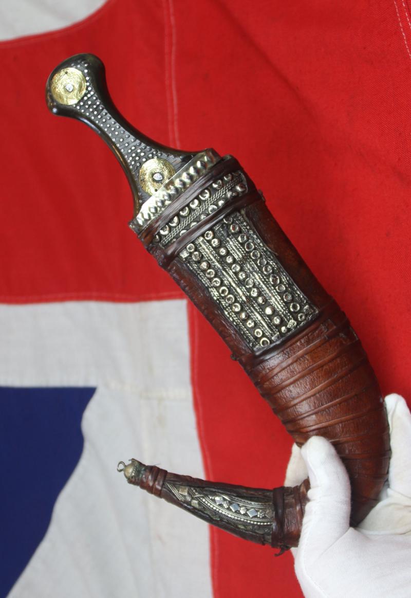 A Yemeni Jambiya A Stunning WW1 Yemeni 'Lawrence of Arabia's' Favoured Pattern of Jambiya
