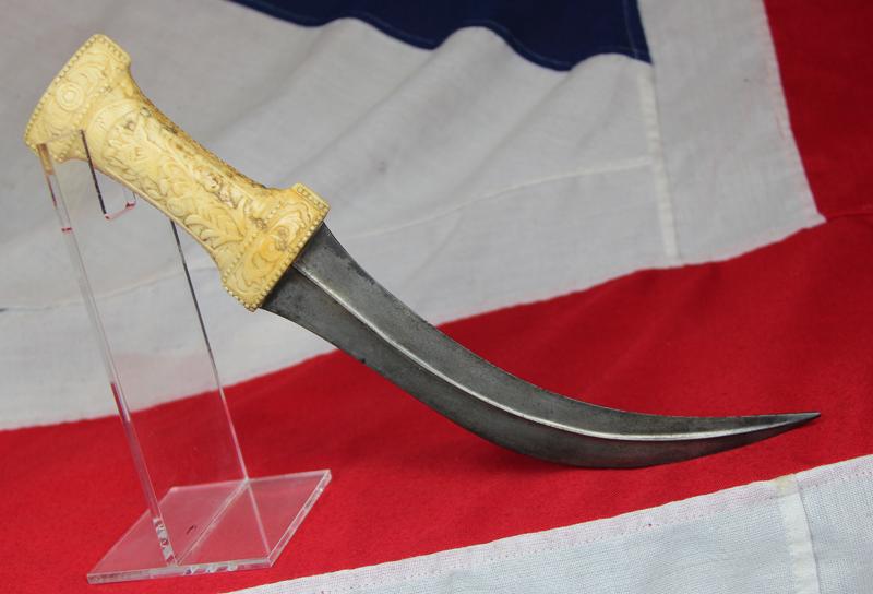 A Beautiful Indo Persian 'Tiger's Claw' Khanjar Walrus Sea Ivory and Wootz Watered Steel Bladed Dagger,