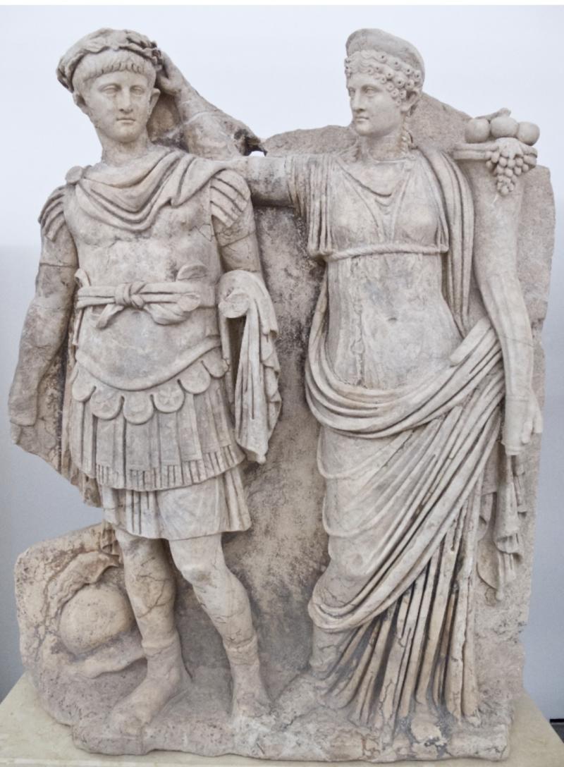 A Magnificent Ancient Greek Wreath of Victory, A Crown of Hammered Gold. From the Era of Alexander The Great. Circa 300 BC. Now Re-Assembled For Our Display