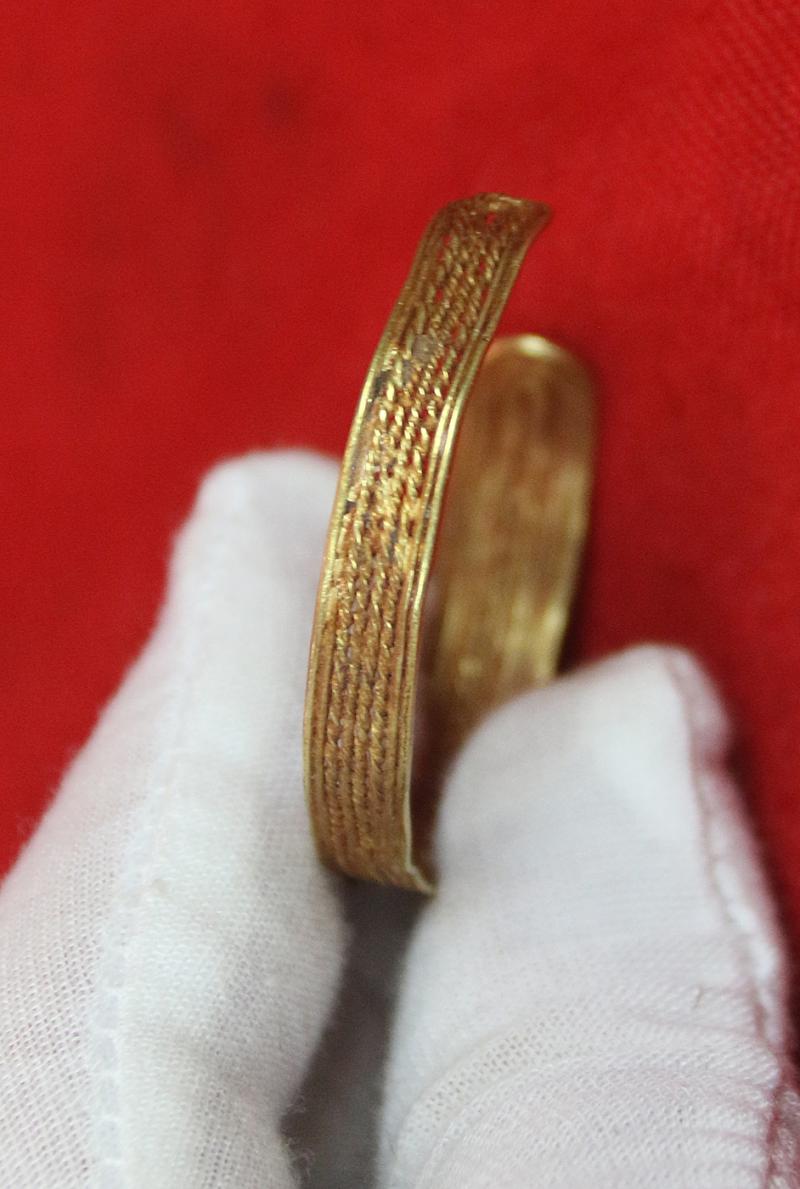 A Simply Breathtaking Original Viking High Carat Fine Gold Bracelet, Most Likely By An Irish Master Goldsmith, In Twisted Gold Wirework That The Irish Goldworkers Were Most Famed, From The 1st Millenia BC to The Viking Era, Circa 10th Century