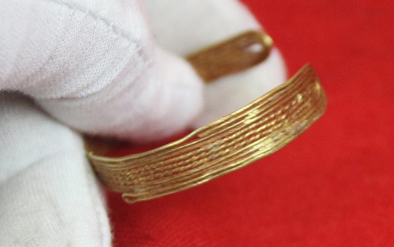 A Simply Breathtaking Original Viking High Carat Fine Gold Bracelet, Most Likely By An Irish Master Goldsmith, In Twisted Gold Wirework That The Irish Goldworkers Were Most Famed, From The 1st Millenia BC to The Viking Era, Circa 10th Century