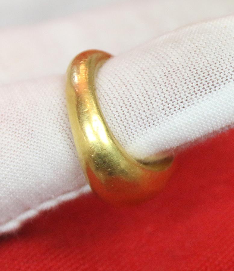 A Simply Stunning Ancient Roman Museum Grade Fine Gold Seal Ring with Intaglio Portrait Engraved Garnet Gem Stone 2nd to 3rd Century A.D. Likely a Depiction of an Emperor Such As Hadrian, Marcus Aurelius, Lucius Verus, or Even A Parthian Vassal King.