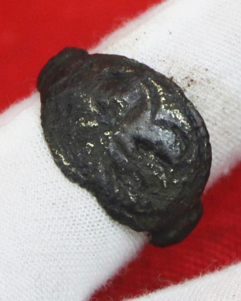 Ancient Early Imperial 1st Century Roman Equestris Legionary's or Centurion's Ring Intalglio Engraved With Horse Mounted Roman