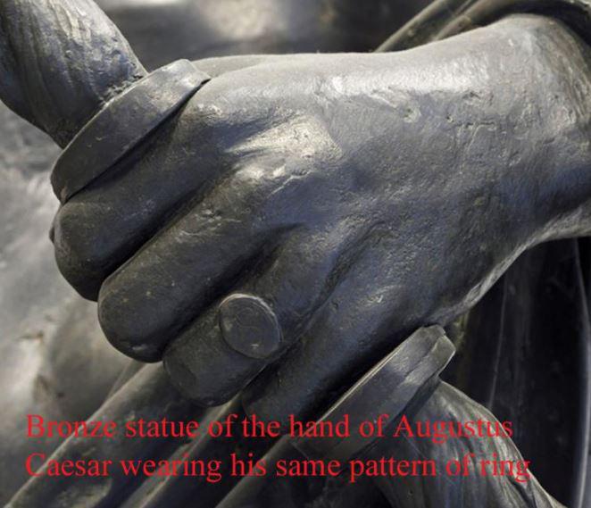 Ancient Early Imperial 1st Century Roman Equestris Legionary's or Centurion's Ring Intalglio Engraved With Horse Mounted Roman