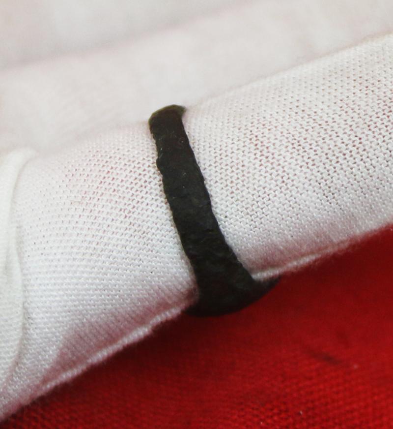 Ancient Early Imperial 1st Century Roman Equestris Legionary's or Centurion's Ring Intalglio Engraved With Horse Mounted Roman