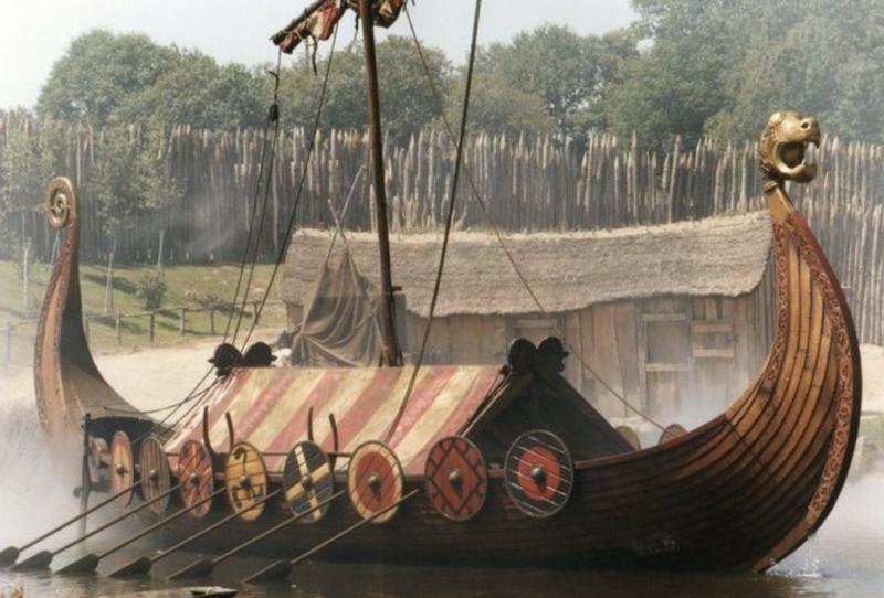 An Extraordinary, 1100 to 1200 year old, Original, Ancient Viking Draken Head Staff Mount. A Knob of a Staff or Wand of Magic, Used By A Völva, a Sorcerer or Sorceress of Seiđr. A Seiðstafr, The Staff of Power in Viking Occult & Magick