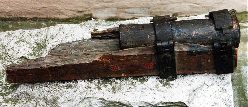 A Most Rare Early, 14th Century, circa 1340, Medievil Iron Hand Cannon or 'Handgonne' Made in the Period, & Used From the Battle of Crecy and Poitier Era.