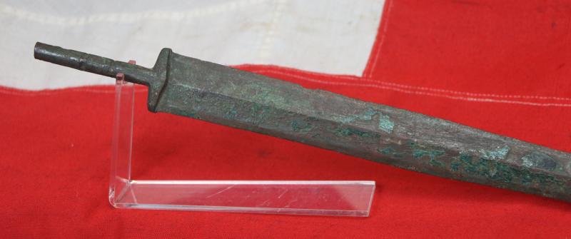Archaic Chinese Warrior's Bronze Sword, Around 2500 Years Old, From the Zhou Dynasty to the Qin Dynasty, Including the Period of the Great Military Doctrine 'The Art of War' by General Sun-Tzu
