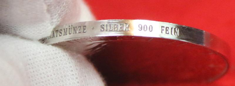 Solid Silver Hallmarked L.Z.127 Graf Zeppelin Airship Aerospace Medal 1928 Issue