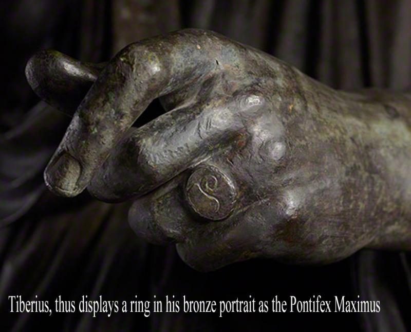 A Beautiful Original Roman 1st to 2nd Century A.D. Modius or Fire Alter Status Seal Ring. Worn From The Reigns Of Emperor Augustus Through To Emperor Flavian