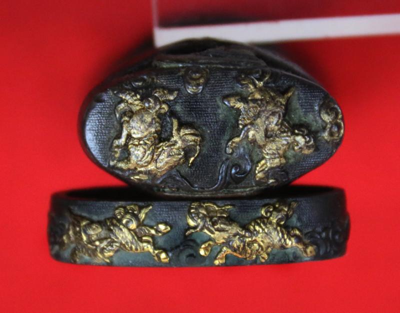 A Beautiful Samurai Shinto Kirin Based Tanto Fabulous Signed Blade by Echizen Ju Yasutsugu