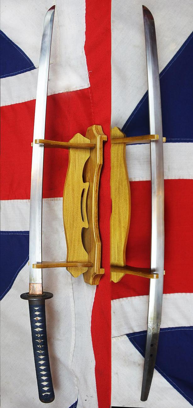 A Superb Nobukuni 信国 Signed Mount Fuji Shinto Samurai Katana, Circa 1670, Signed on The Nakago Nobukuni Saku, With Mount Fuji Hamon and The Wave Fuchi Kashira.