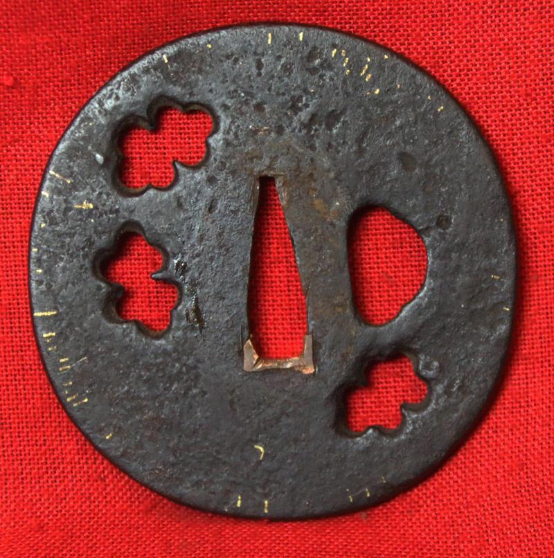 A Superb Nobukuni 信国 Signed Mount Fuji Shinto Samurai Katana, Circa 1670, Signed on The Nakago Nobukuni Saku, With Mount Fuji Hamon and The Wave Fuchi Kashira.