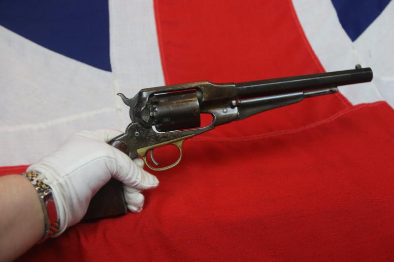 An Original US Civil War Remington New Model Army Revolver With Later Bespoke Antique Fitted Case, Flask & Tools. One Of the Most Iconic Revolvers Used During The US Civil War & Wild West Era.