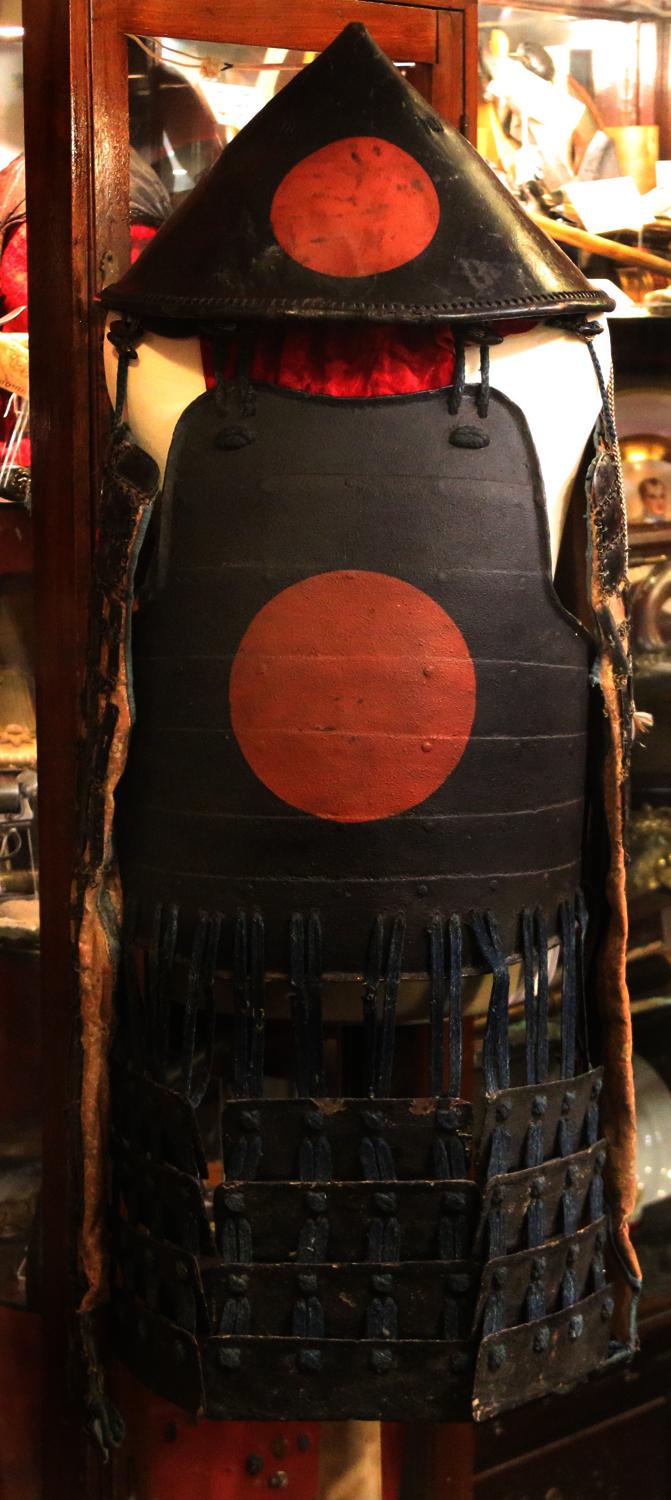 A Very Attractive, and Most Rare Original Antique Edo Era Ashigaru {Foot Samurai} Armour and Jingasa Helmet. Commanded in Battle By The Ashigarugashira 足軽頭 . Around 300 Years Old.