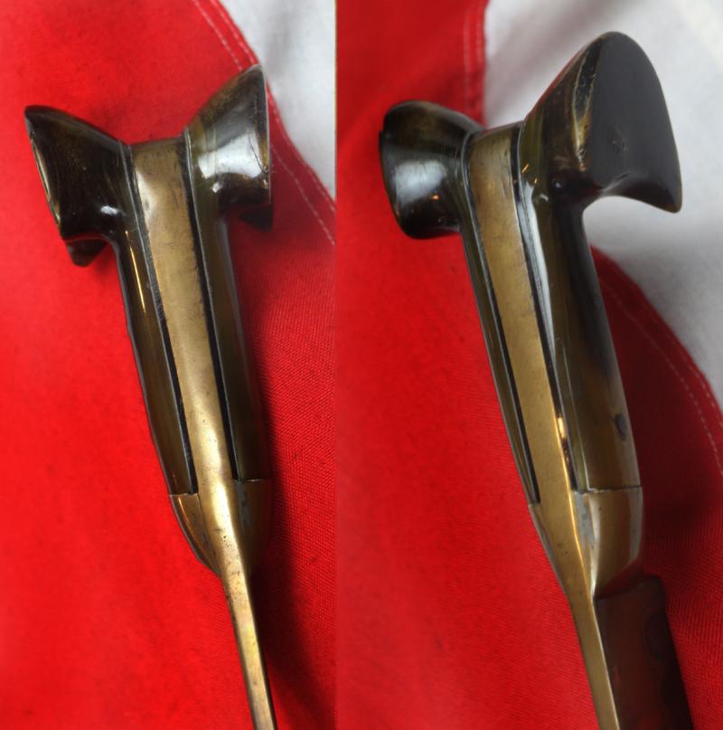 A Most Fine 18th to Early 19th Century Ottoman Empire Jannisaries Yatağan Sword, Carved Horn 'Eared' Hilt & Original Hide Covered Wooden Combat Scabbard