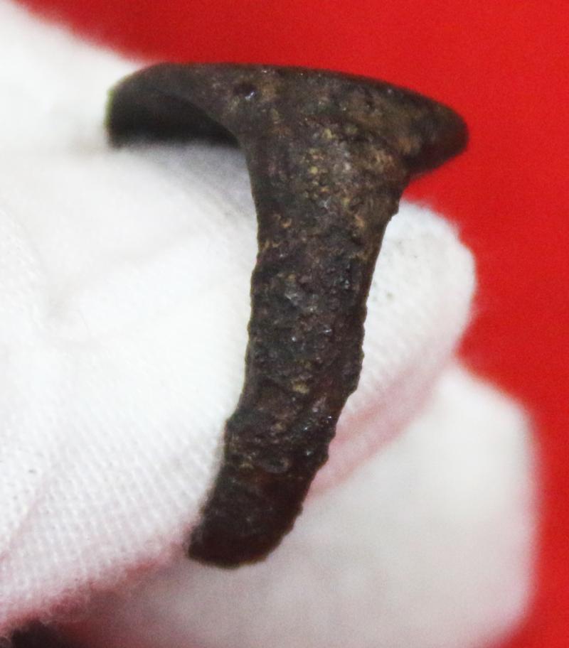 A Superb Roman 1900-2000 Year Old 'Status' Seal Ring, Intaglio, Stylized Engraved, with a Mythological Scene of The Pheonix In Flight. From The Time Of the Divine Augustus, The First Emperor of Rome