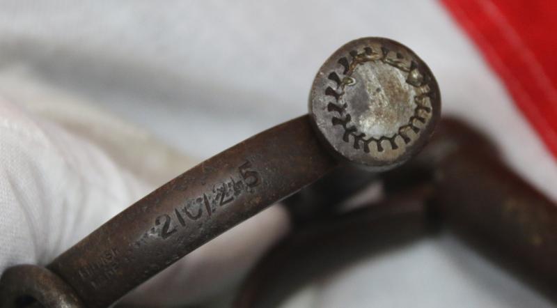 Victorian Police 'Jack the Ripper' Era Type Handcuffs or 'Derby's' & Original Oval Flat Key