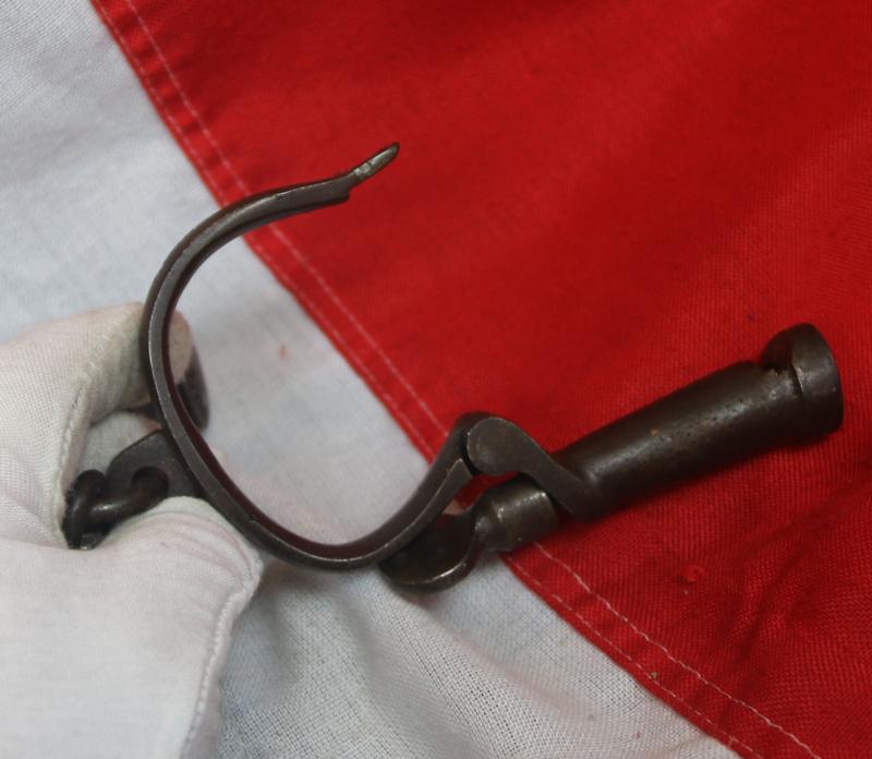 Victorian Police 'Jack the Ripper' Era Type Handcuffs or 'Derby's' & Original Oval Flat Key