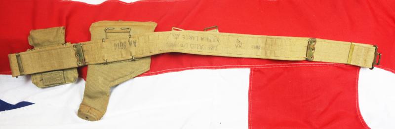 A Scarce Original WW2 British '37 Pattern Commando Officer's 9mm Browning Hi-power Holster, Ammunition Pouch & Waistbelt 1942/3 in Excellent Plus Condition