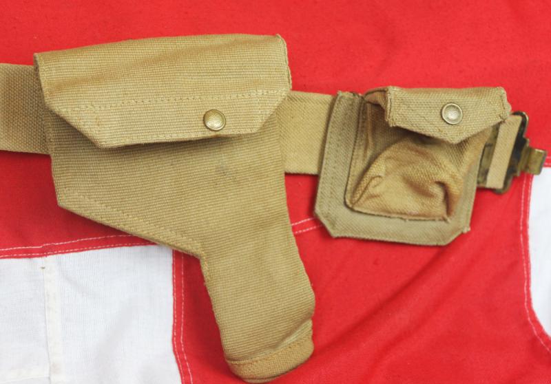 A Scarce Original WW2 British '37 Pattern Commando Officer's 9mm Browning Hi-power Holster, Ammunition Pouch & Waistbelt 1942/3 in Excellent Plus Condition