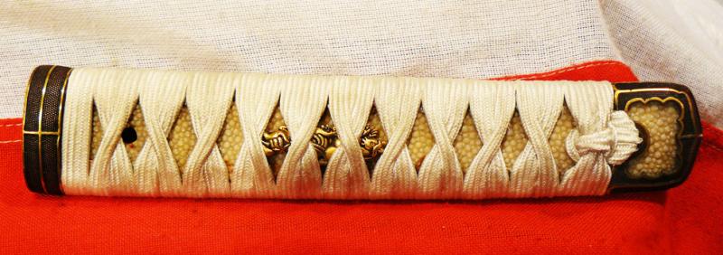 A Simply Stunning Japanese Koto Period Wakazashi Bound In Imperial White & Devil Red Urushi Lacquer From The Time of The Battle of Sekigahara, The End of the Sengoku.