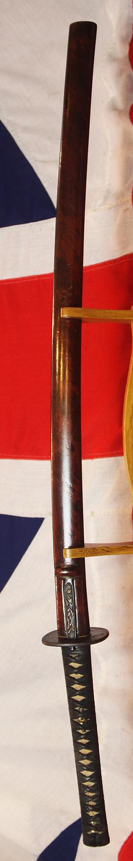 A Beautiful Antique Edo Samurai Long Katana. A Most Fine Katana With A Good Hon-Zukuri Blade With Midare Hamon and Full Length Hi