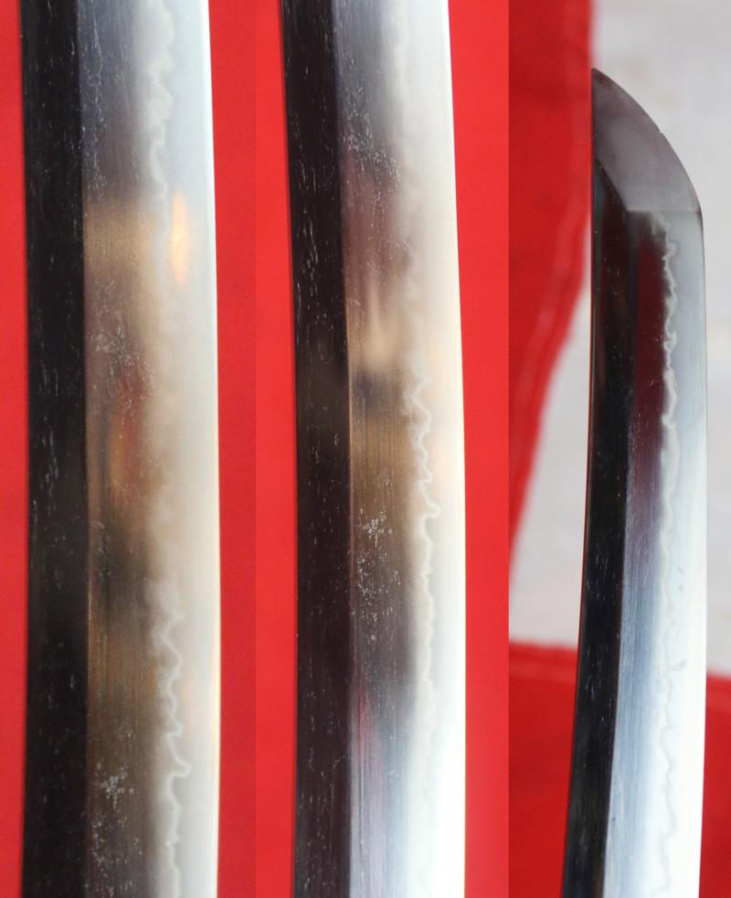 A Beautiful Samurai Wakizashi Signed Kunimune, Han Dachi Mounted, All Original Edo Koshirae and Deep Brown Urushi Lacquer Saya With Nishiji Gold With Very Rare Gold Foiled Throat