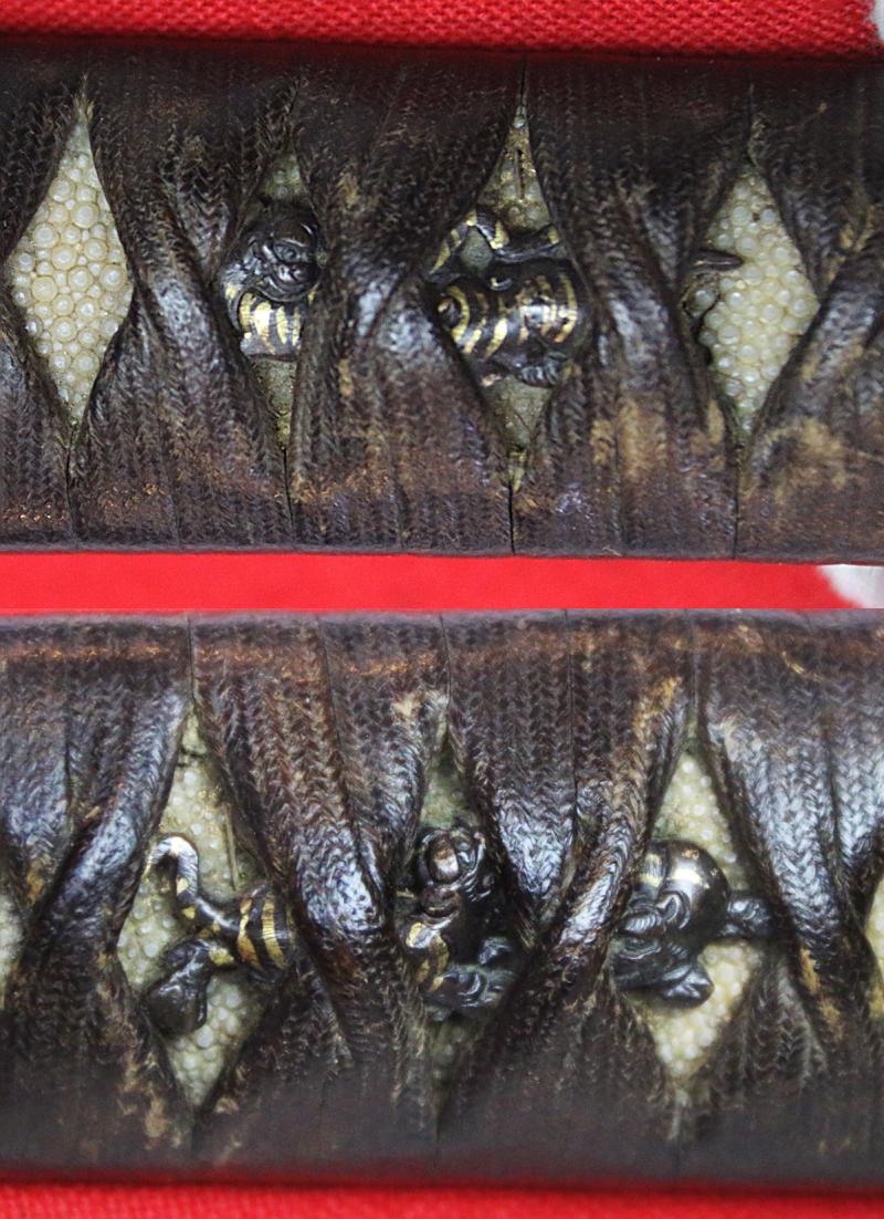 A Beautiful Samurai Wakizashi Signed Kunimune, Han Dachi Mounted, All Original Edo Koshirae and Deep Brown Urushi Lacquer Saya With Nishiji Gold With Very Rare Gold Foiled Throat