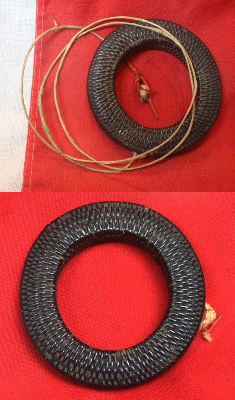 A Rare Japanese Edo Period Samurai War Bow 'Daikyū ' With Quiver 'Yabira Yazutsu' in a Cherry Bark Design, With Four Arrows 'Ya', Including A Rare Swallow Tail Arrow 'Ageha Ya', & A 'Tsurumaki' Functionary Yumi Rattan Bow String Holder