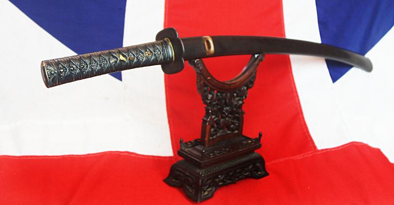 A Very Beautiful & Incredibly Elegant Koto Katana Art Sword Circa 1500, With Very Fine All Original Edo Koshirae, of Finely Decorated Shakudo, Combined With Exceptional Urushi Lacquer Work. Kashira Decorated with ‘The Monkey Reaching for the Moon’