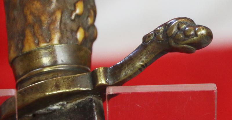 A Very Fine, 17th Century, King 'William & Queen Mary' Period Hangar Sword Cutlass of Senior Naval Officer's Admirals and Captains of the Royal Navy. Plus Infamous Pirates 🏴☠️.. King's Head Stamped Blade