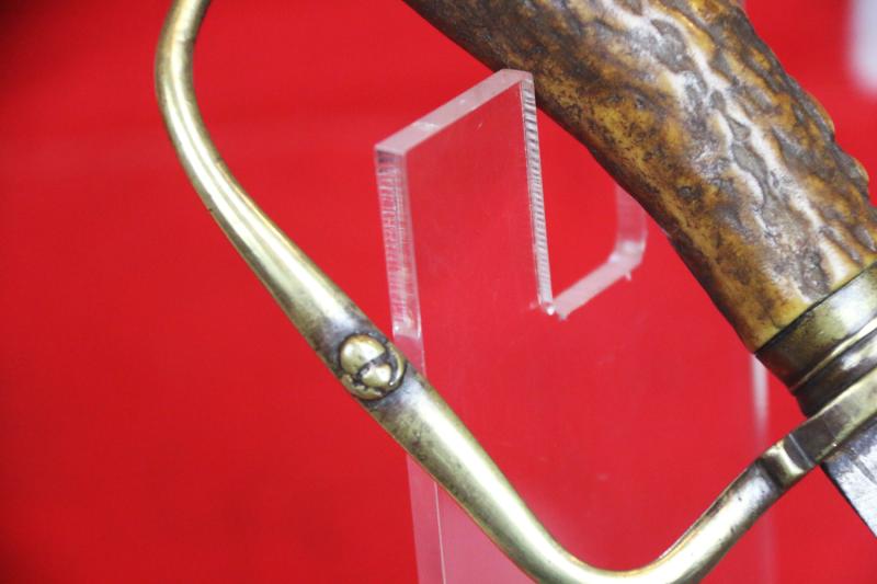 A Very Fine, 17th Century, King 'William & Queen Mary' Period Hangar Sword Cutlass of Senior Naval Officer's Admirals and Captains of the Royal Navy. Plus Infamous Pirates 🏴☠️.. King's Head Stamped Blade