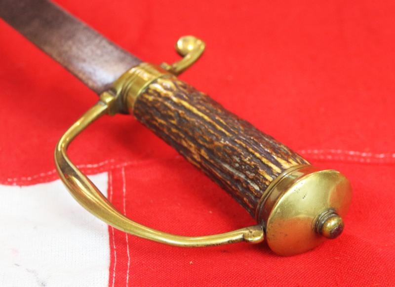 A Very Fine, 17th Century, King 'William & Queen Mary' Period Hangar Sword Cutlass of Senior Naval Officer's Admirals and Captains of the Royal Navy. & Notorious Pirates 🏴☠️ Gold Inlaid Flower Head Stamped Blade