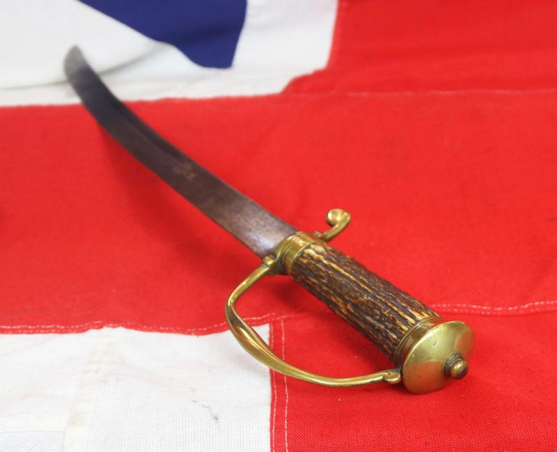 A Very Fine, 17th Century, King 'William & Queen Mary' Period Hangar Sword Cutlass of Senior Naval Officer's Admirals and Captains of the Royal Navy. & Notorious Pirates 🏴☠️ Gold Inlaid Flower Head Stamped Blade